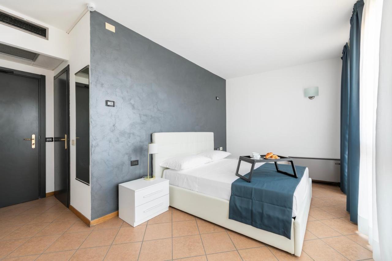 Lake Como Golf Hotel Figino Serenza Ngoại thất bức ảnh